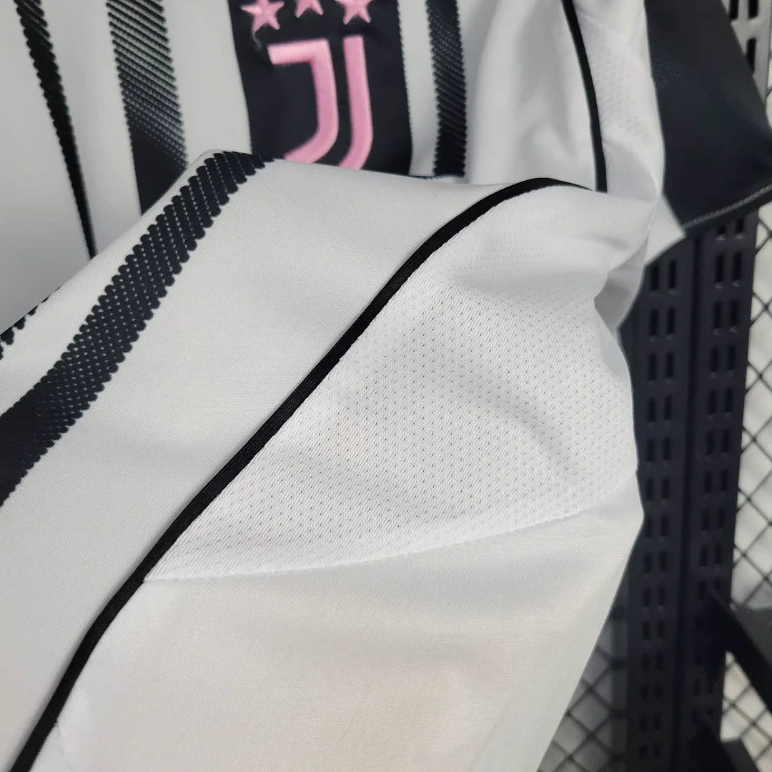 Juventus FC 25/26 Home Shirt