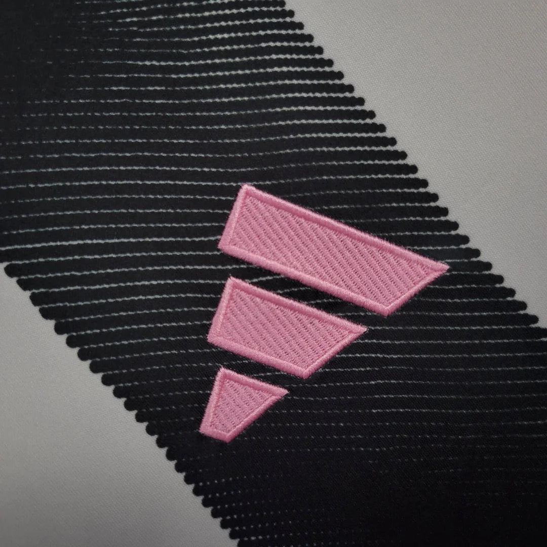 Juventus FC 25/26 Home Shirt