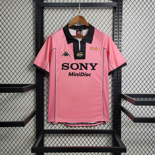 Juventus FC 97/98 Away Shirt