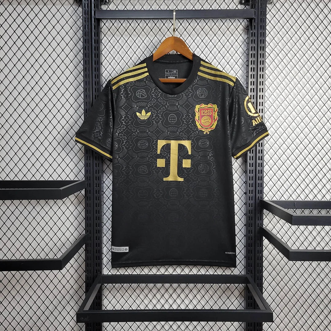 FC Bayern 25/26 125th Anniversary Black Edition