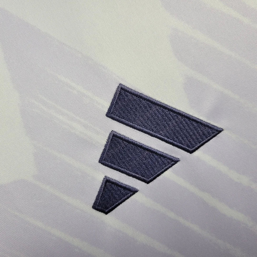 Man United 25/26 Away Shirt