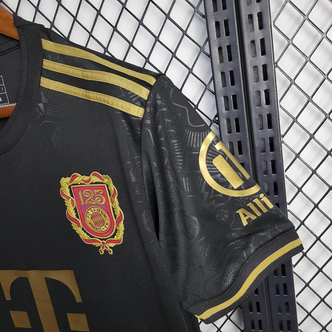 FC Bayern 25/26 125th Anniversary Black Edition